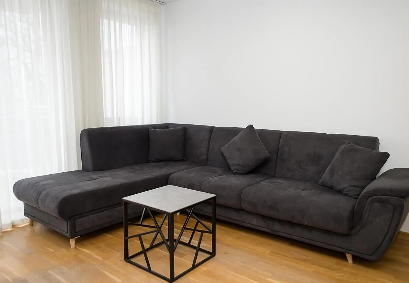 Modern Elegance In Varna - Spacious 3-Bedroom Home By Flat Mаnаger Bulgaria