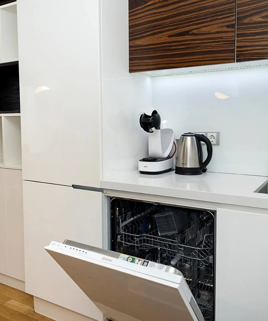 Modern Elegance In Varna - Spacious 3-Bedroom Home By Flat Mаnаger 0*,