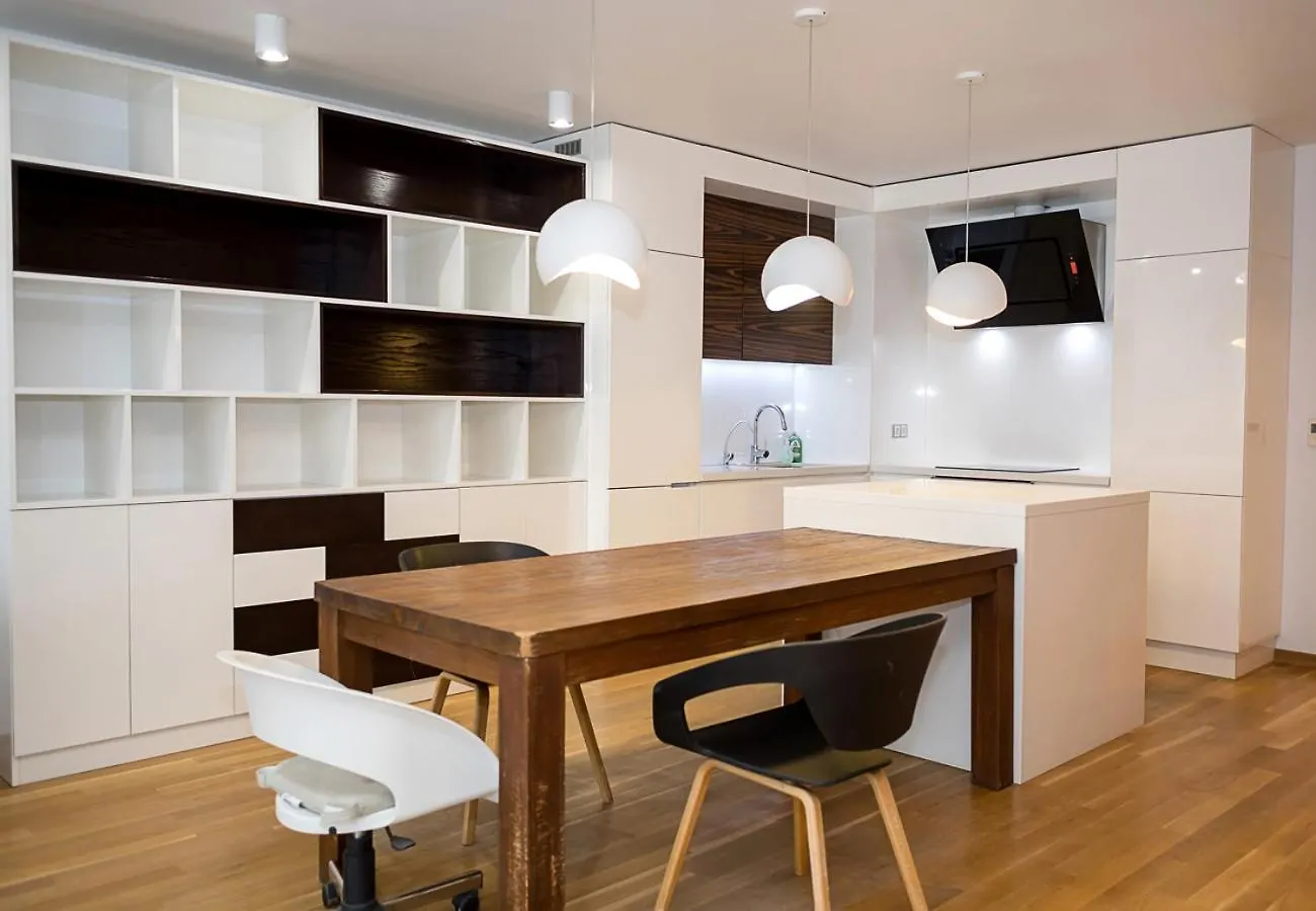 Modern Elegance In Varna - Spacious 3-Bedroom Home By Flat Mаnаger