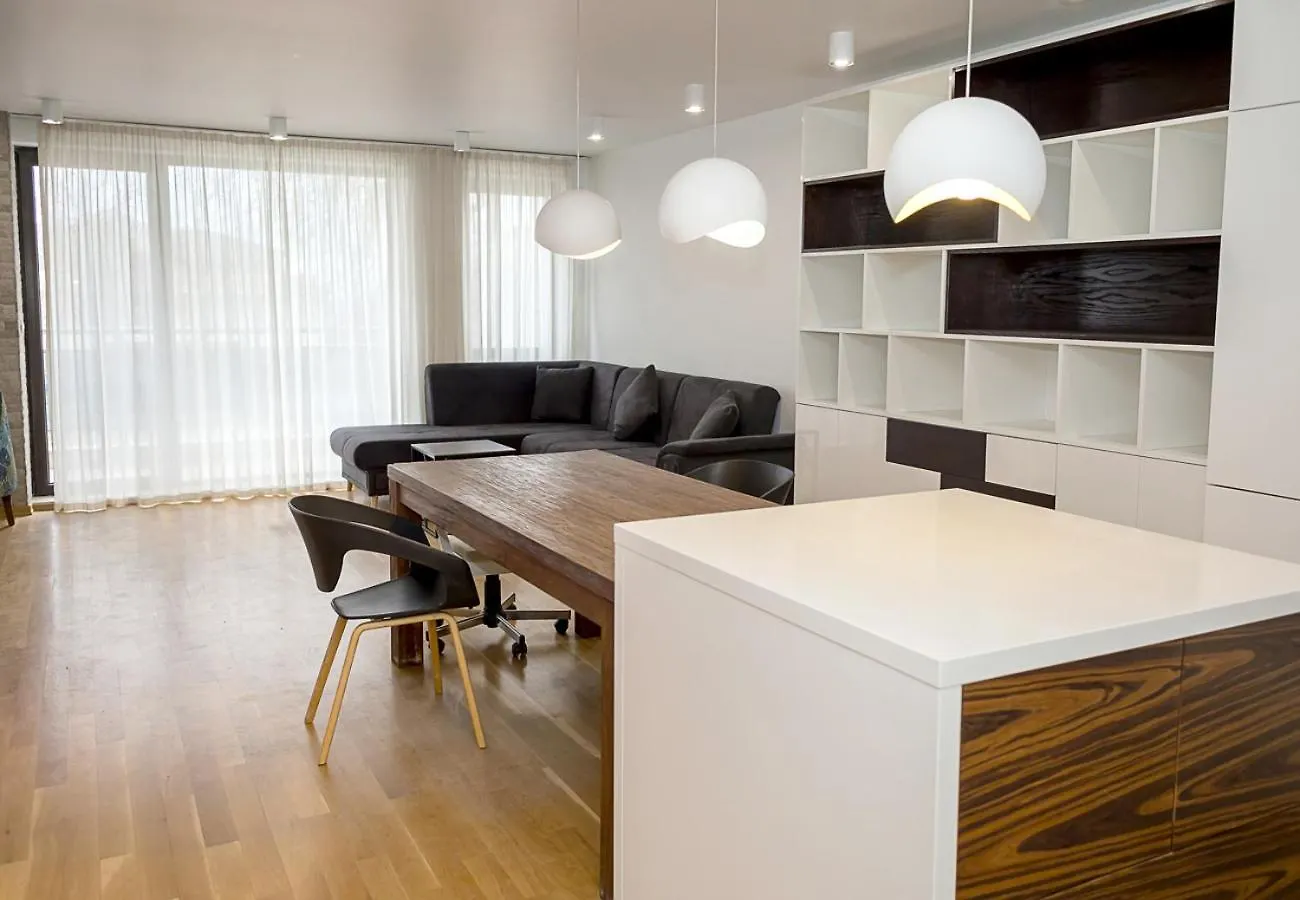 Modern Elegance In Varna - Spacious 3-Bedroom Home By Flat Mаnаger 0*,